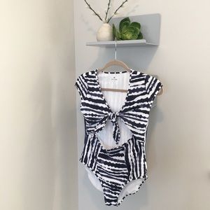 Athleta Wave Break Tie One Piece swimsuit